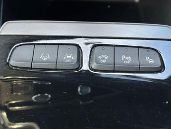 Vauxhall Mokka Electric 50kwh Ultimate Suv 5dr Electric Auto (136 Ps)