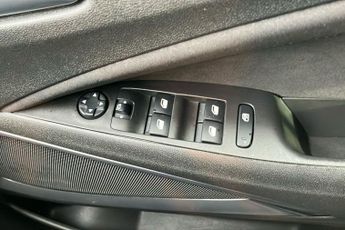 Vauxhall Crossland 1.2 Turbo Ultimate Suv 5dr Petrol Auto Euro 6 (s/s) (130 Ps)