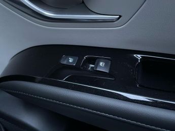 Hyundai Tucson 1.6 H T Gdi 13.8kwh Ultimate Suv 5dr Petrol Plug In Hybrid Auto 