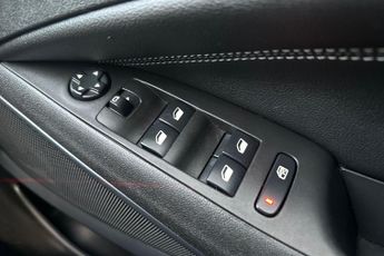 Vauxhall Crossland 1.2 Turbo Elite Edition Suv 5dr Petrol Auto Euro 6 (s/s) (130 Ps