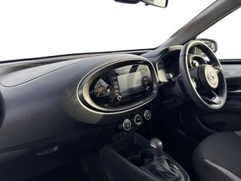 Toyota Aygo X 1.0 Vvt I Pure Hatchback 5dr Petrol X Shift Euro 6 (s/s) (72 Ps)