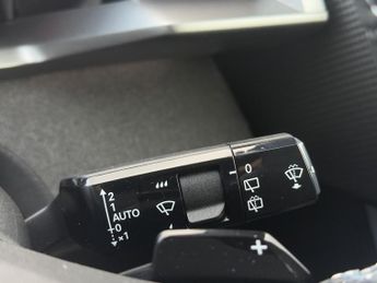 Vauxhall Grandland Electric 73kwh Ultimate Suv 5dr Electric Auto (213 Ps)