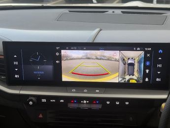 Vauxhall Grandland Electric 73kwh Ultimate Suv 5dr Electric Auto (213 Ps)