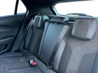 Peugeot E 2008 50kwh Gt Premium Suv 5dr Electric Auto (7kw Charger) (136 Ps)