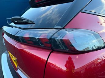Peugeot E 2008 50kwh Gt Premium Suv 5dr Electric Auto (7kw Charger) (136 Ps)