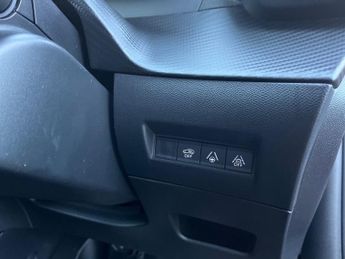 Peugeot E 2008 50kwh Gt Premium Suv 5dr Electric Auto (7kw Charger) (136 Ps)