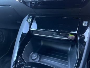 Peugeot E 2008 50kwh Gt Suv 5dr Electric Auto (7kw Charger) (136 Ps)