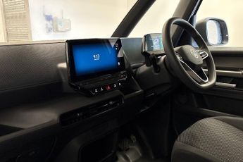 Volkswagen Id. Buzz Cargo Pro 77kwh Commerce Panel Van 5dr Electric Auto (204 Ps)