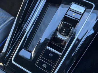 Volkswagen Golf 2.0 Tsi R Hatchback 5dr Petrol Dsg 4motion Euro 6 (s/s) (320 Ps)