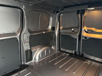 Vauxhall Vivaro Electric 3100 75kwh Pro Panel Van 6dr Electric Auto L1 H1 (7.4kw Charger)