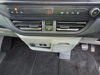 Ford Transit Custom 2.5 320 Duratec 11.8kwh Limited Crew Van Double Cab 5dr Petrol P
