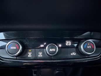 Vauxhall Corsa Electric 50kwh Se Nav Premium Hatchback 5dr Electric Auto (7.4kw Charger)