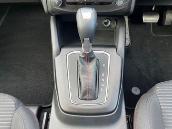 Ford Focus Estate 1.0t Ecoboost Mhev St Line Estate 5dr Petrol Hybrid Dct Euro 6 (