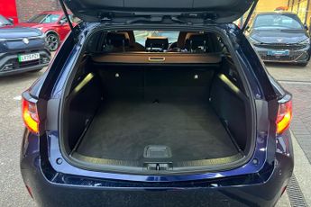 Suzuki Swace 1.8h Sz5 Estate 5dr Petrol Hybrid CVT Euro 6 (s/s) (122 Ps)