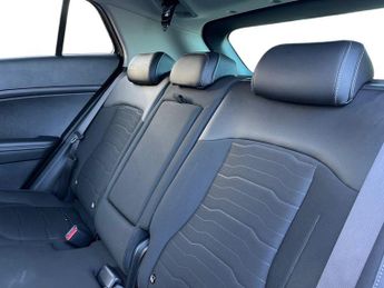 Kia Sportage 1.6 H T Gdi 3 Suv 5dr Petrol Hybrid Auto Euro 6 (s/s) (207 Bhp)