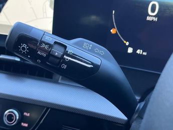 Kia Sportage 1.6 H T Gdi 3 Suv 5dr Petrol Hybrid Auto Euro 6 (s/s) (207 Bhp)