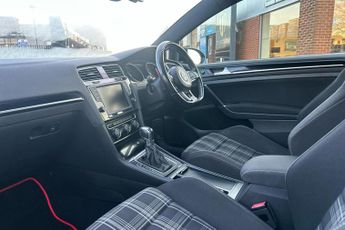 Volkswagen Golf 2.0 Tdi Bluemotion Tech Gtd Hatchback 3dr Diesel Dsg Euro 6 (s/s