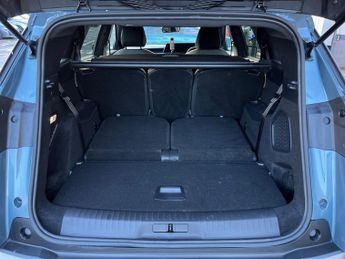 Peugeot 5008 SUV 1.2 Hybrid Allure Suv 5dr Petrol Hybrid E Dsc6 Euro 6 (s/s) (136