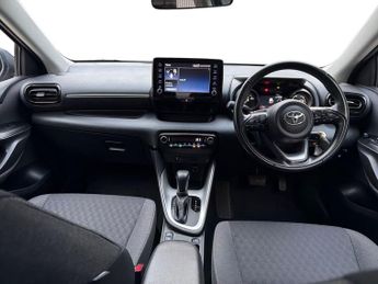 Toyota Yaris 1.5 Vvt H Design Hatchback 5dr Petrol Hybrid E CVT Euro 6 (s/s) 