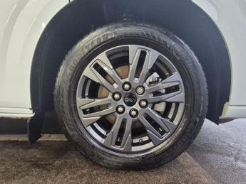 Ford E Transit Custom 320 65kwh Limited Panel Van 5dr Electric Auto L1 H1 (136 Ps)