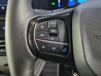 Ford E Transit Custom 320 65kwh Limited Panel Van 5dr Electric Auto L1 H1 (136 Ps)