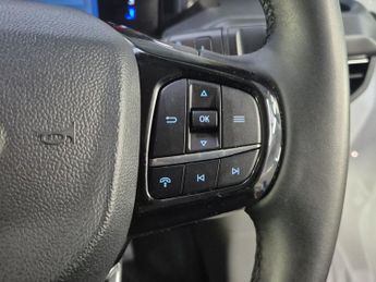 Ford E Transit Custom 320 65kwh Limited Panel Van 5dr Electric Auto L1 H1 (136 Ps)