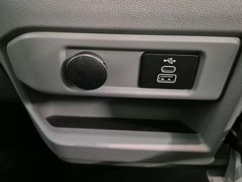 Ford E Transit Custom 320 65kwh Limited Crew Van Double Cab 5dr Electric Auto L1 H1 (1