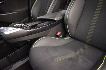 Kia EV6 77.4kwh GT Hatchback 5dr Electric Auto Awd (576 Bhp)