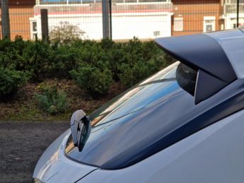 Vauxhall Corsa 5 Door 50kwh Design Hatchback 5dr Electric Auto (136 Ps)