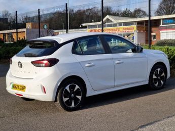 Vauxhall Corsa 5 Door 50kwh Design Hatchback 5dr Electric Auto (136 Ps)