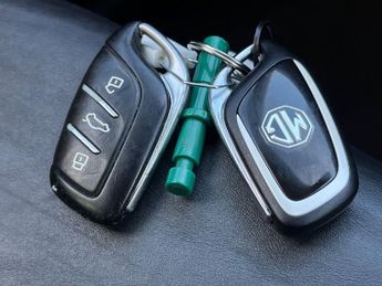 MG HS 1.5 T Gdi Exclusive Suv 5dr Petrol Dct Euro 6 (s/s) (162 Ps)