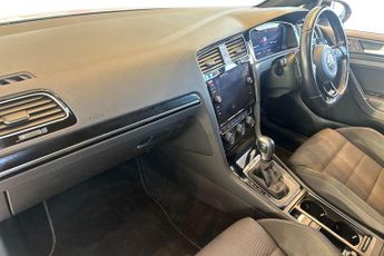 Volkswagen Golf 2.0 Tsi R Hatchback 5dr Petrol Dsg 4motion Euro 6 (s/s) (300 Ps)