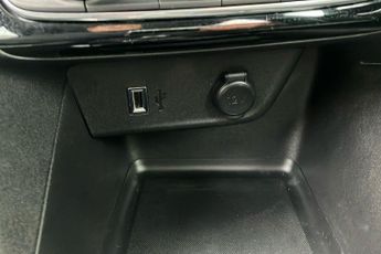 Vauxhall Corsa Electric 50kwh Griffin Hatchback 5dr Electric Auto (7.4kw Charger) (136 P