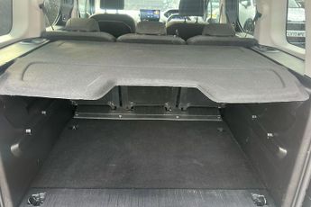 Peugeot E Rifter 52kwh Gt Standard MPV 5dr Electric Auto (7.4kw Charger) (136 Ps)