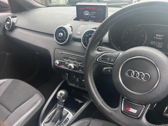 Audi A1 Sportback 1.4 Tfsi S Line Sportback 5dr Petrol S Tronic Euro 6 (s/s) (nav)