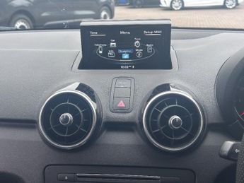 Audi A1 Sportback 1.4 Tfsi S Line Sportback 5dr Petrol S Tronic Euro 6 (s/s) (nav)