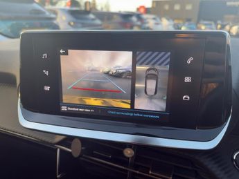 Peugeot 208 1.2 Puretech Allure Premium  Plus Hatchback 5dr Petrol Eat Euro 