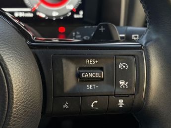 Nissan Qashqai 1.3 Dig T Mhev N Connecta Suv 5dr Petrol Hybrid Xtron Euro 6 (s/