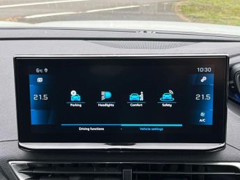 Peugeot 3008 SUV 1.5 Bluehdi Allure Premium  Plus Suv 5dr Diesel Eat Euro 6 (s/s)