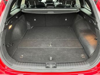 Kia Ceed Sportswagon 1.6 Gdi 8.9kwh 3 Sportswagon 5dr Petrol Plug In Hybrid Dct Euro 