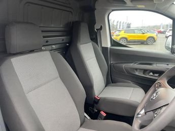 Vauxhall Combo Electric 2300 50kwh Prime Panel Van 5dr Electric Auto L1 (7.4kw Charger) 