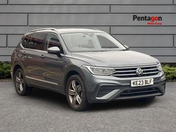 Volkswagen Tiguan 1.5 Tsi Life Suv 5dr Petrol Dsg Euro 6 (s/s) (150 Ps)