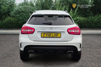 Mercedes Benz Gla 2.1 Gla220d Amg Line (executive) Suv 5dr Diesel 7g Dct 4matic Eu