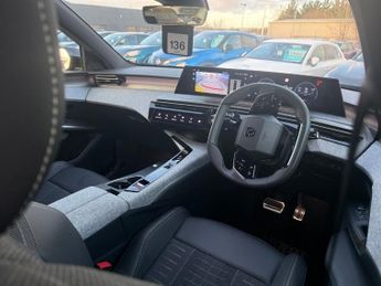 Peugeot E 3008 73kwh Gt Suv 5dr Electric Auto (210 Ps)