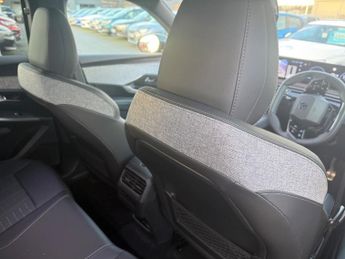 Peugeot E 3008 73kwh Gt Suv 5dr Electric Auto (210 Ps)