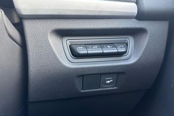 Renault Zoe R135 52kwh Iconic Hatchback 5dr Electric Auto (i, Rapid Charge) 