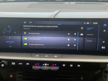 Vauxhall Grandland 1.2 Ultimate Suv 5dr Petrol Hybrid E Dct Euro 6 (s/s) (136 Ps)