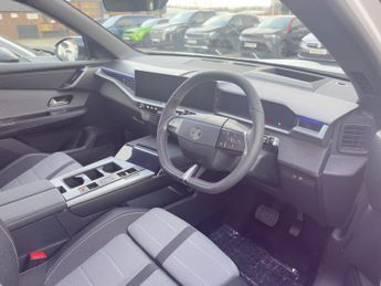Vauxhall Grandland 1.2 Ultimate Suv 5dr Petrol Hybrid E Dct Euro 6 (s/s) (136 Ps)