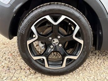 Vauxhall Crossland 1.2 Turbo Ultimate Suv 5dr Petrol Auto Euro 6 (s/s) (130 Ps)