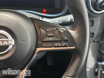 Nissan Juke 1.6 N Connecta Suv 5dr Petrol Hybrid Auto Euro 6 (143 Ps)